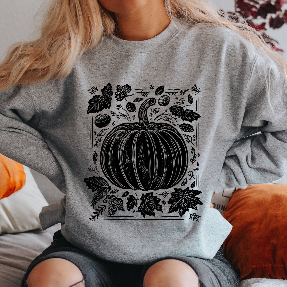 Pumpkin With Leaves Distressed - Women's Graphic Sweatshirt
