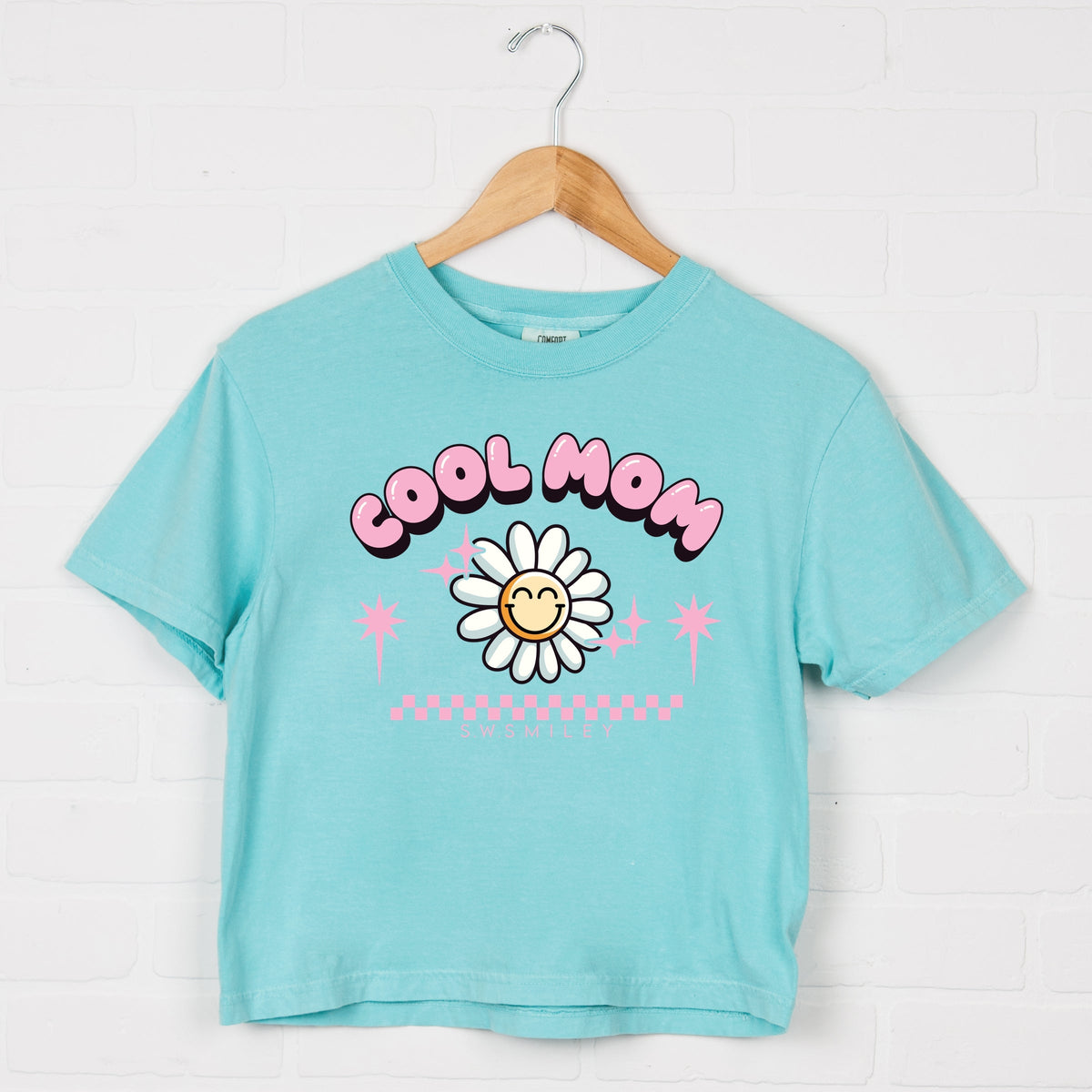 S.W.Smiley Cool Mom Flower - Women's Boxy Crop Top