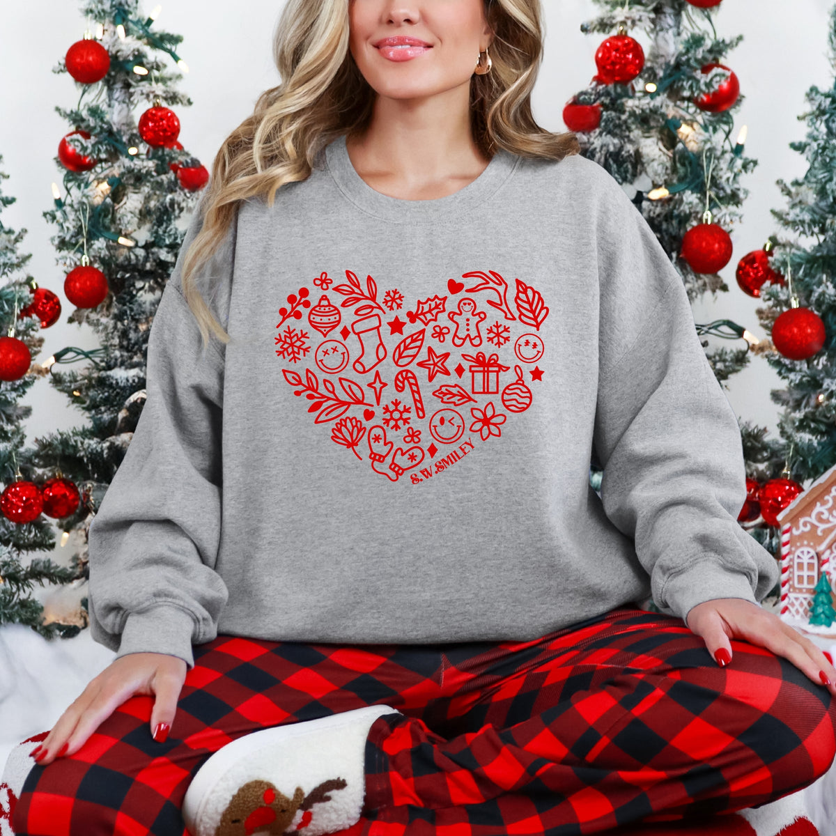 S.W.Smiley Christmas Outline Heart - Women's Graphic Sweatshirt