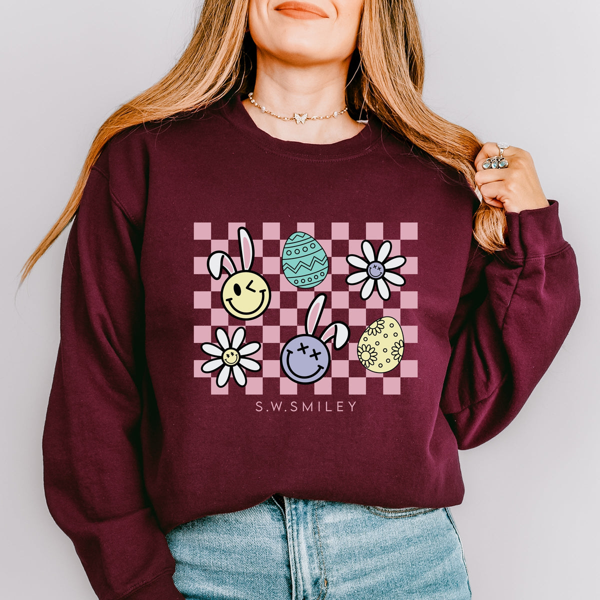 S.W.Smiley Bunny Checkered - Women's Graphic Sweatshirt
