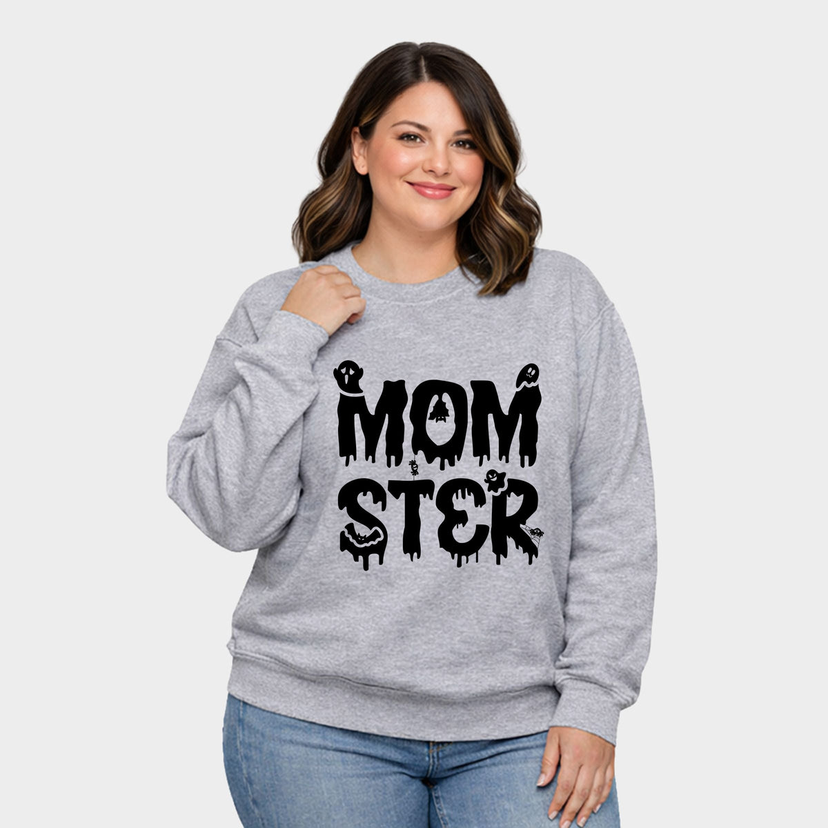 Momster Halloween - Women's Plus Sized Graphic Sweatshirt