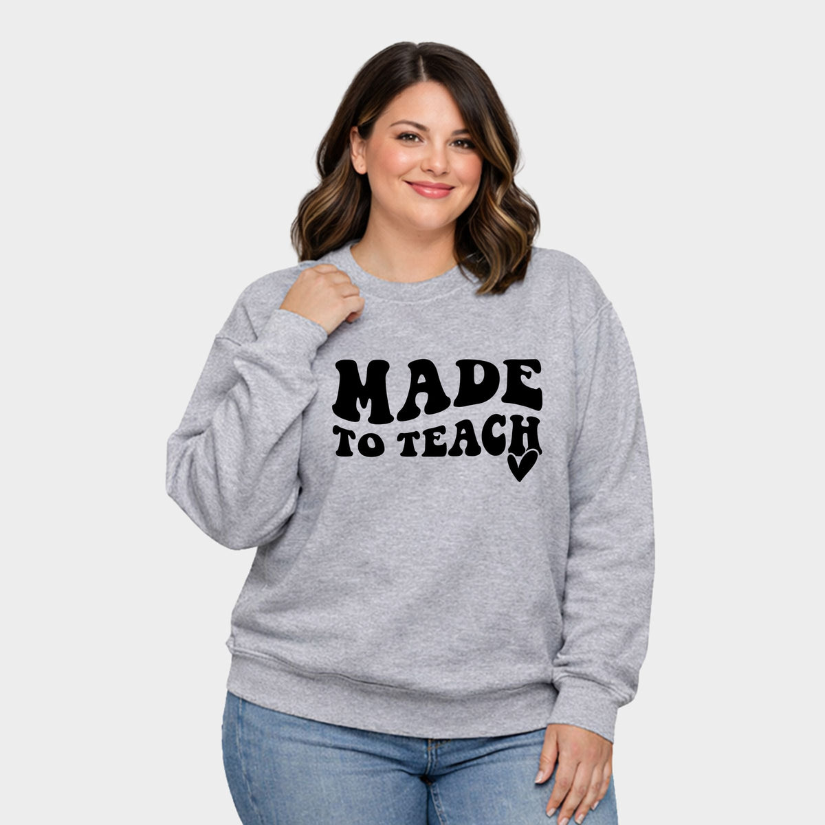 Made To Teach Wavy Heart - Women's Plus Sized Graphic Sweatshirt