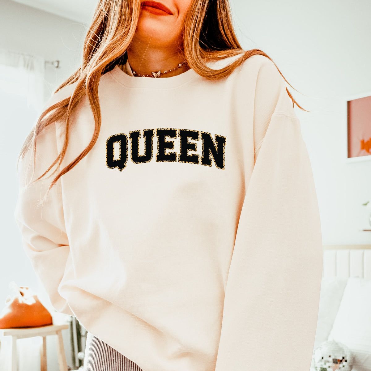 Queen Leopard Print - Women's Lightweight Garment Dyed Sweatshirt