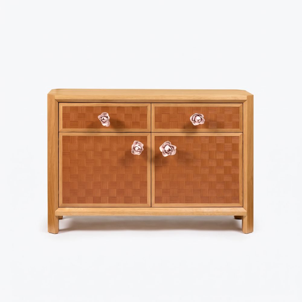 Calyx Commode