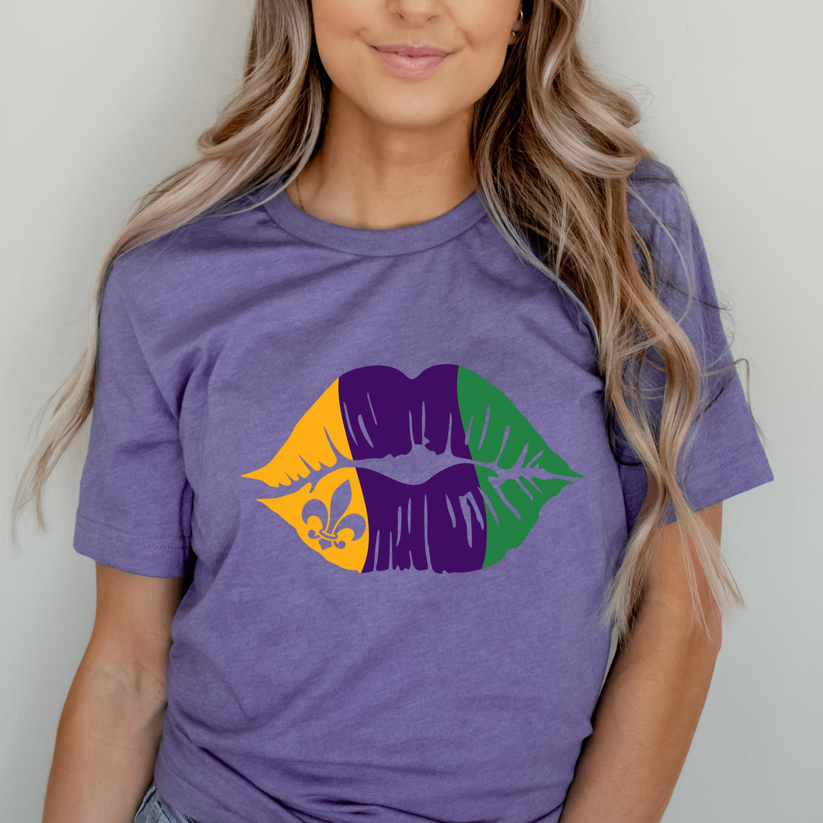 Mardi Gras Lips | Short Sleeve Crew Neck