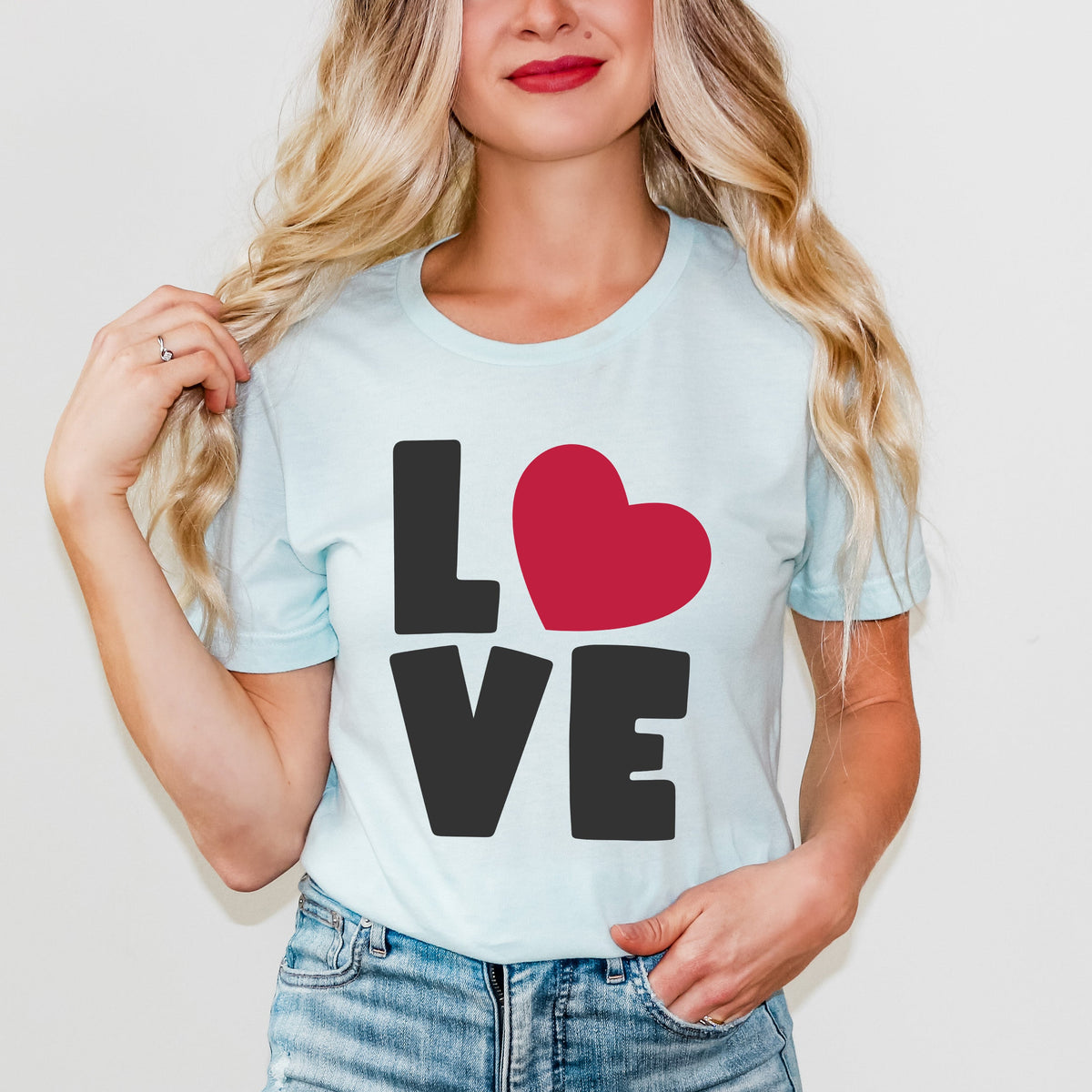 Love | Short Sleeve Graphic Tee