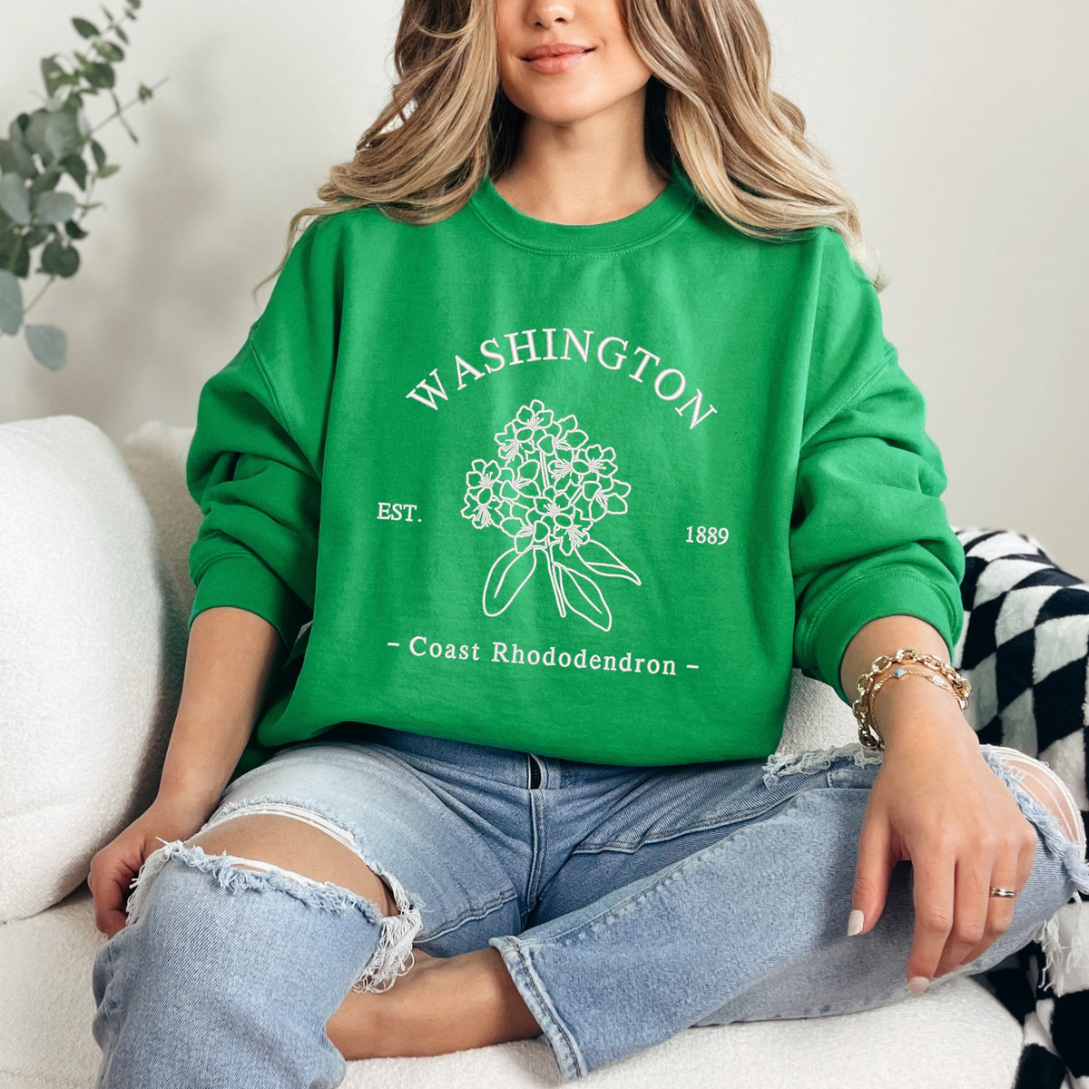 Embroidered Washington Coast Flower | Sweatshirt