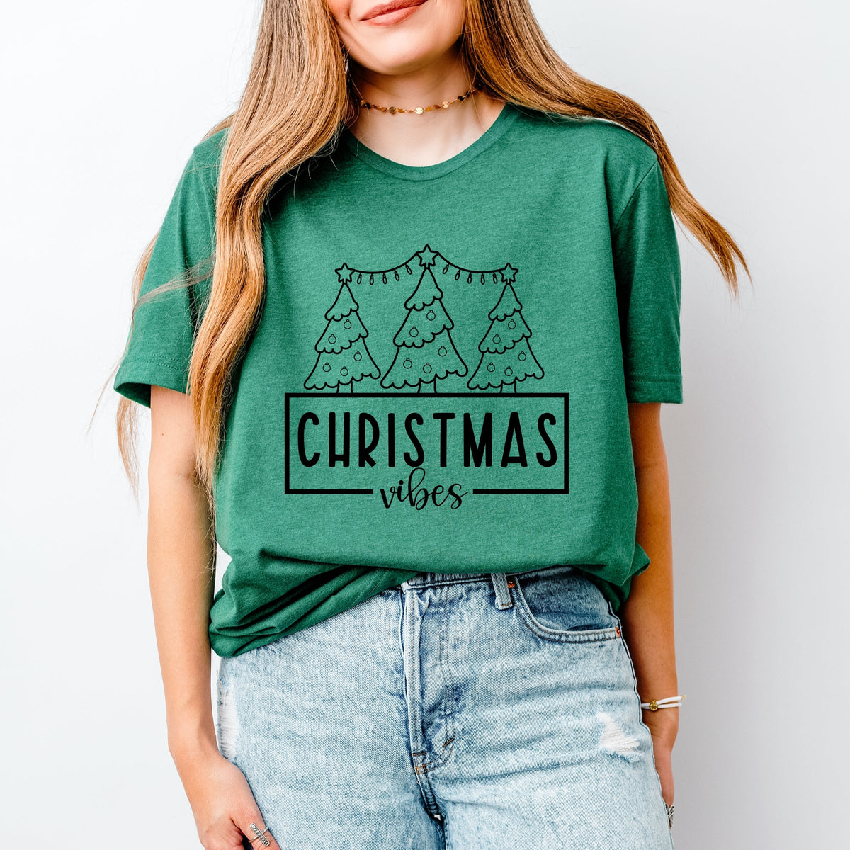 Christmas Vibes - Women's Short Sleeve Tee