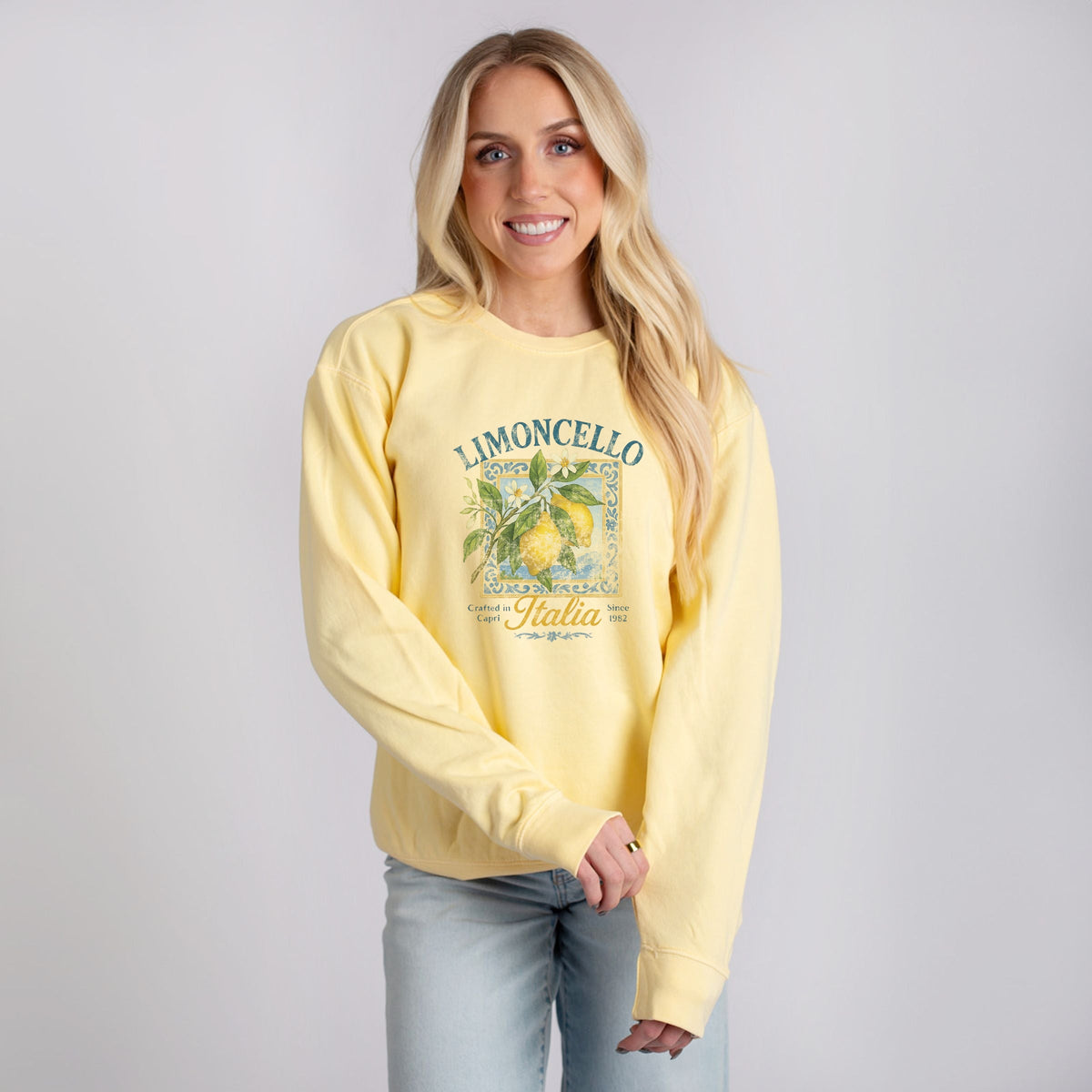Limoncello Frame - Women's Lightweight Garment Dyed Sweatshirt