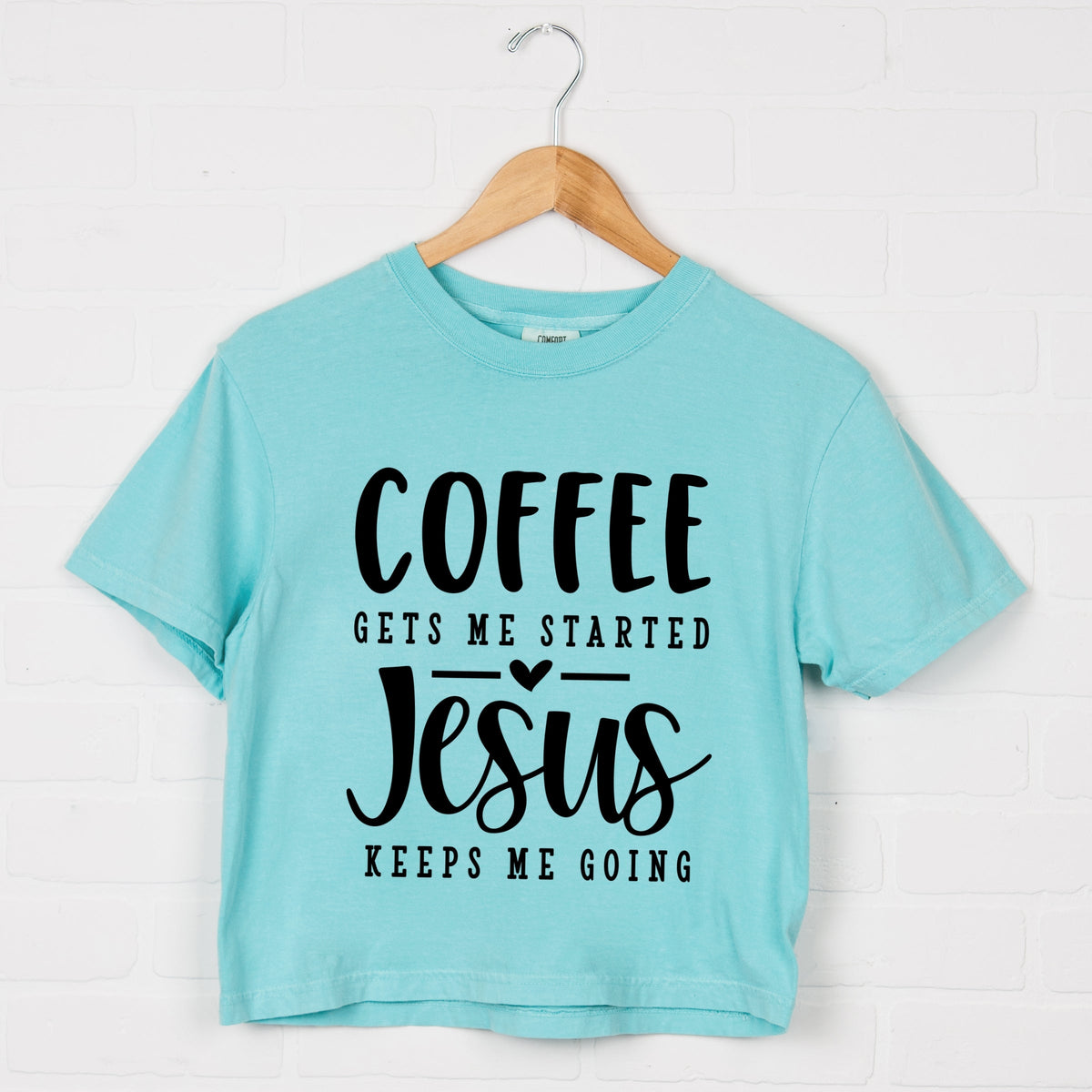 Coffee Gets Me Started - Women's Boxy Crop Top Graphic T-Shirt