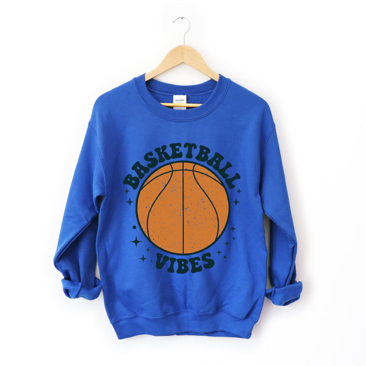 Vintage Basketball Vibes -  Women's Graphic Sweatshirt
