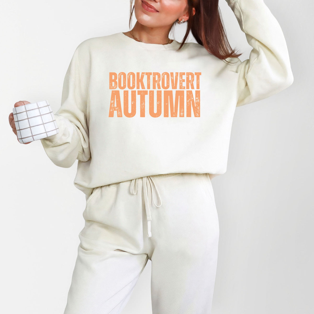 Booktrovert Autumn - Women's Lightweight Garment Dyed Sweatshirt