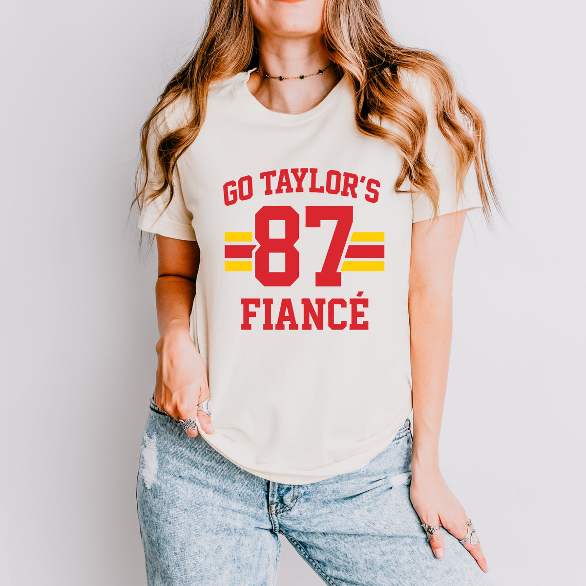 Go Taylor's Fianc√© 87 - Women's Short Sleeve Tee