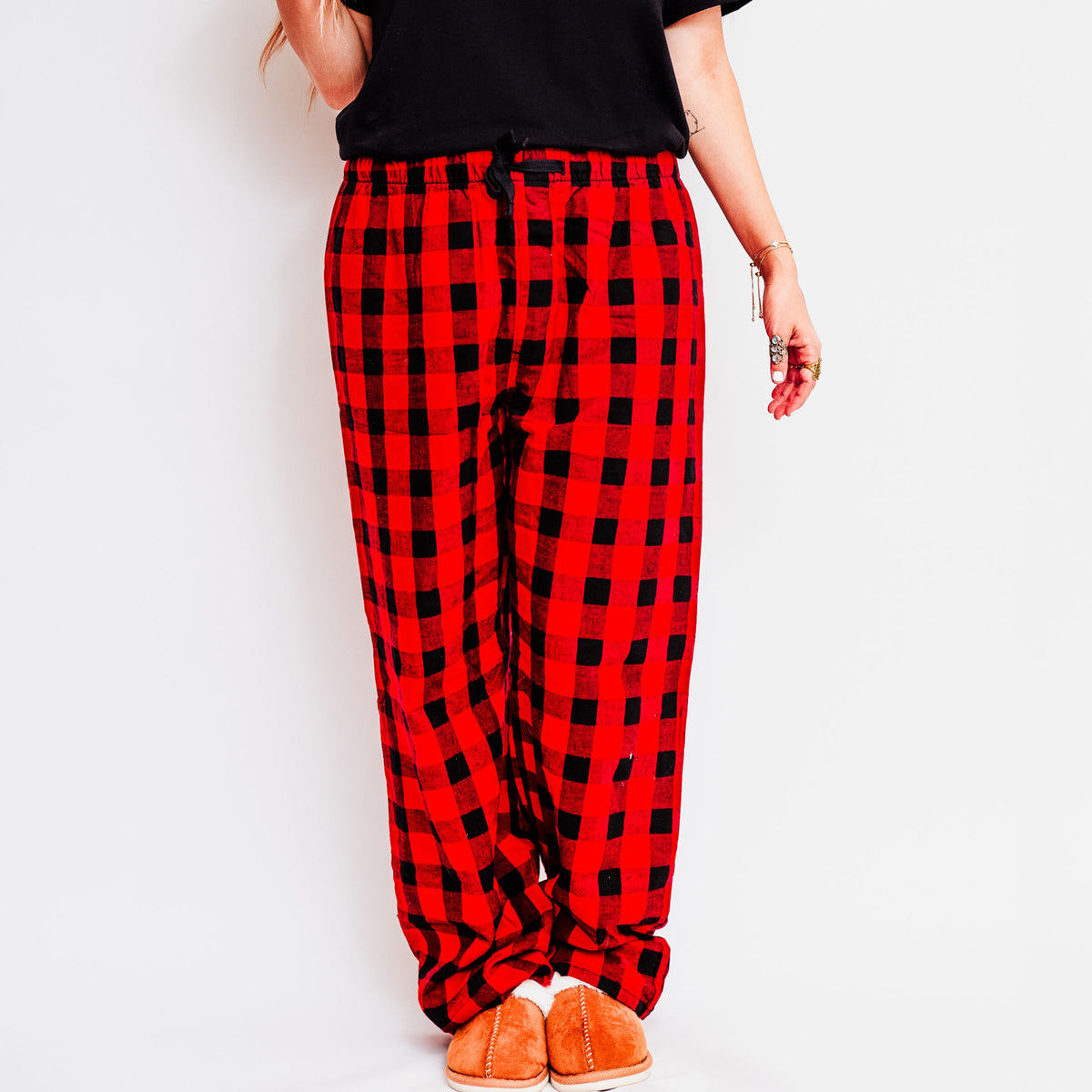 Jolly Bold Cursive Puff Print - Women's Plaid Pants and Tee Set
