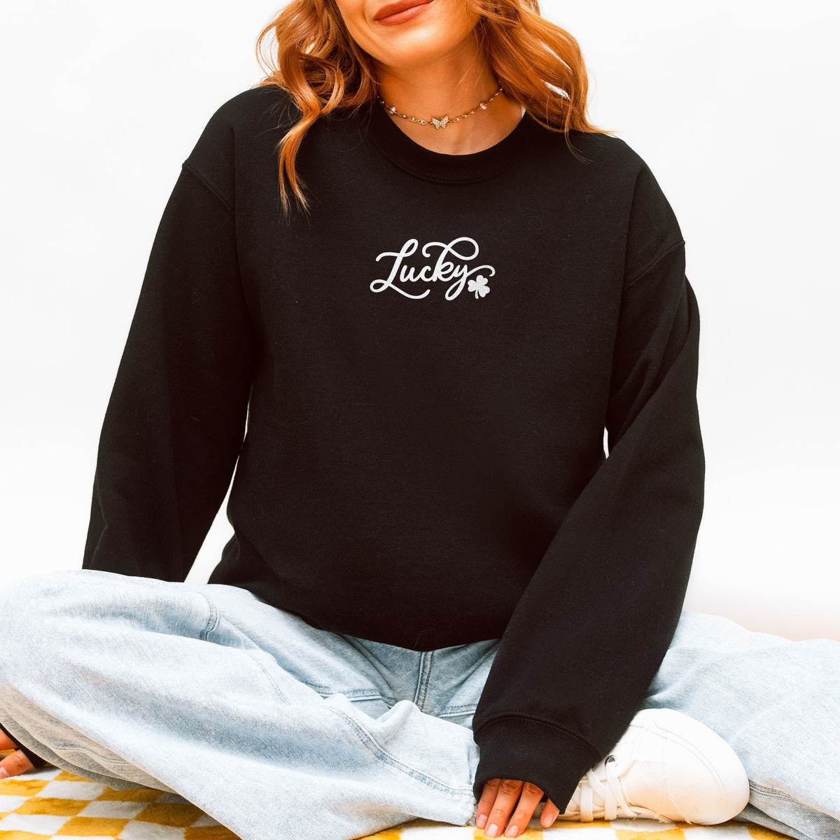 Cursive Lucky Clover Glitter - Women's Graphic Sweatshirt