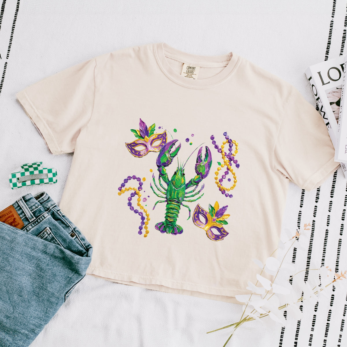 Mardi Gras Lobster Masks - Women's Boxy Crop Top Graphic T-Shirt