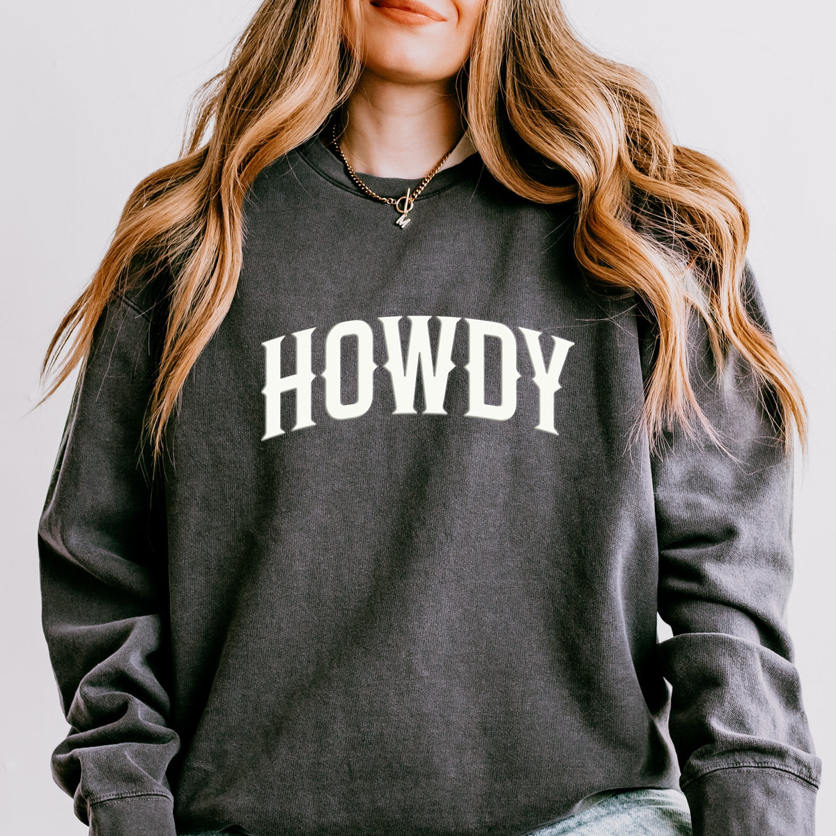 Howdy Arched Puff - Women's Lightweight Garment Dyed Sweatshirt