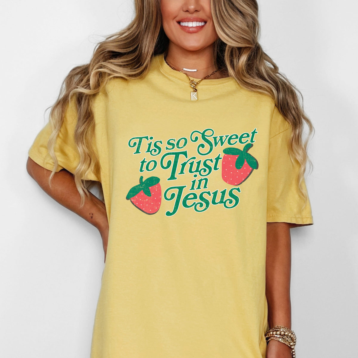 Trust In Jesus - Women's Garment Dyed Graphic T-Shirt