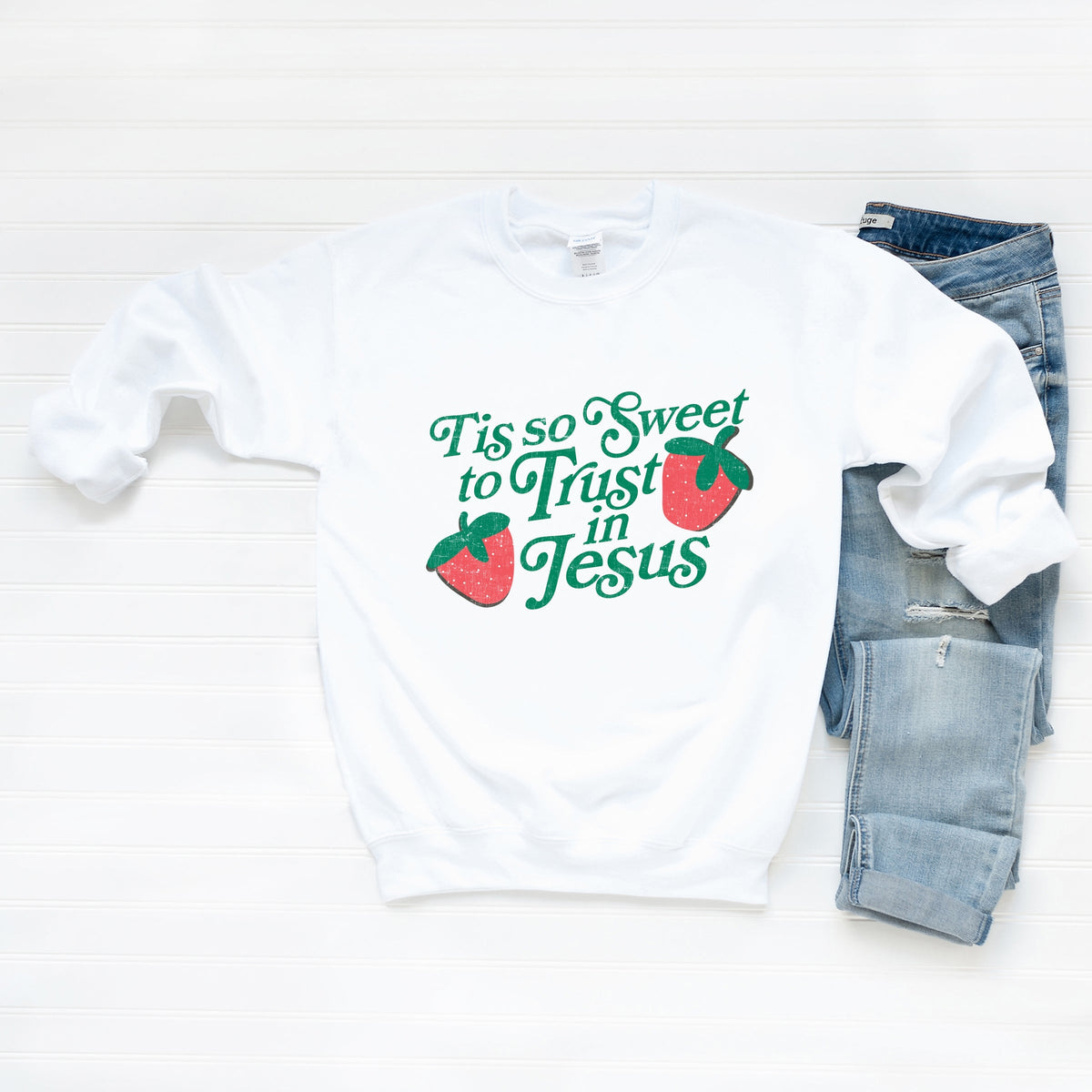 Trust In Jesus - Women's Graphic Sweatshirt