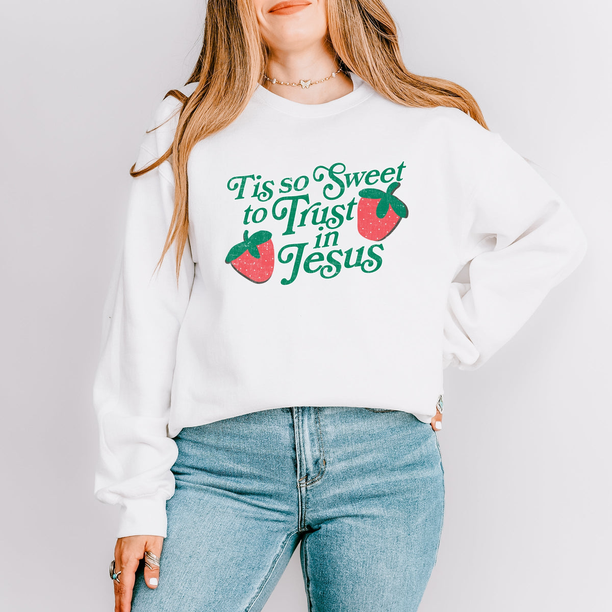 Trust In Jesus - Women's Graphic Sweatshirt
