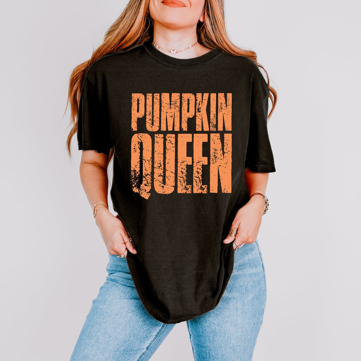 Pumpkin Queen Distressed - Women's Garment Dyed Graphic T-Shirt