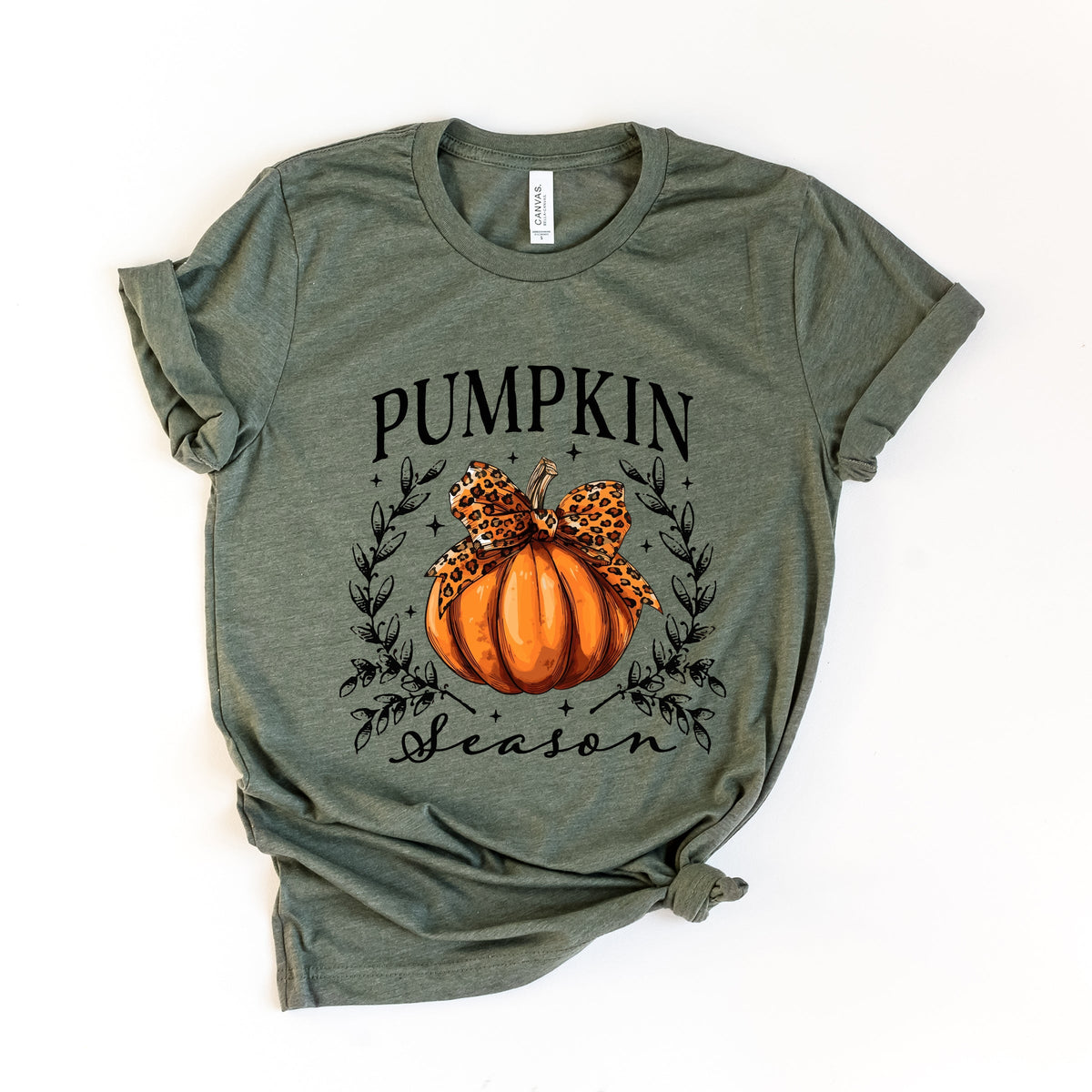 Pumpkin Season Leopard Bow - Women's Short Sleeve Graphic T-Shirt