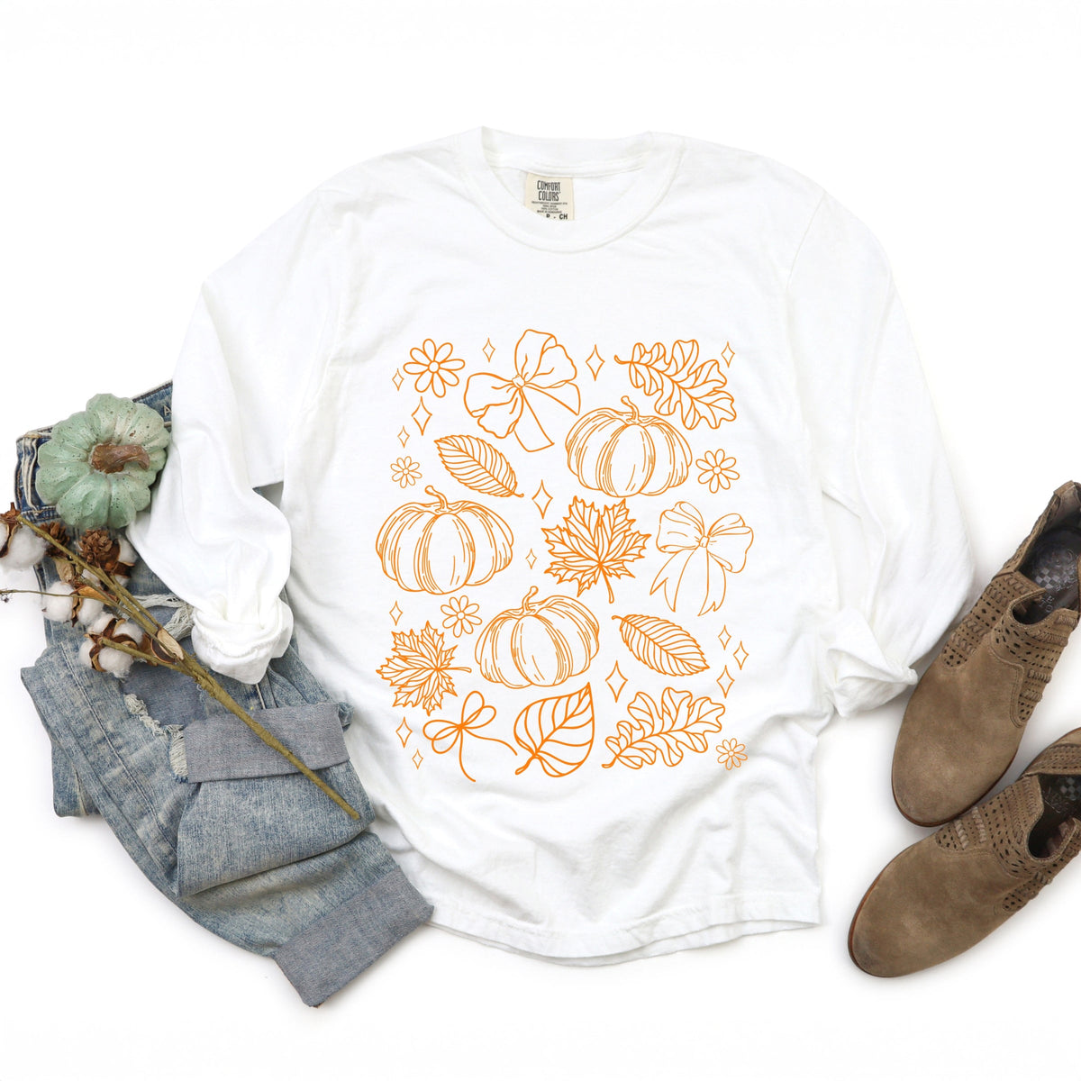 Fall Decorations Outline - Women's Garment Dyed Long Sleeve Graphic T-Shirt