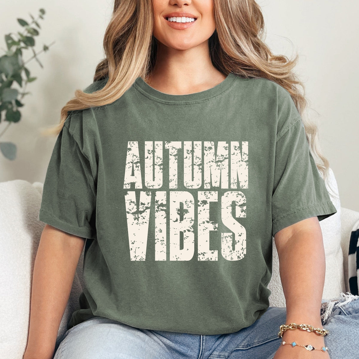 Autumn Vibes Block Distressed - Women's Garment Dyed Graphic T-Shirt