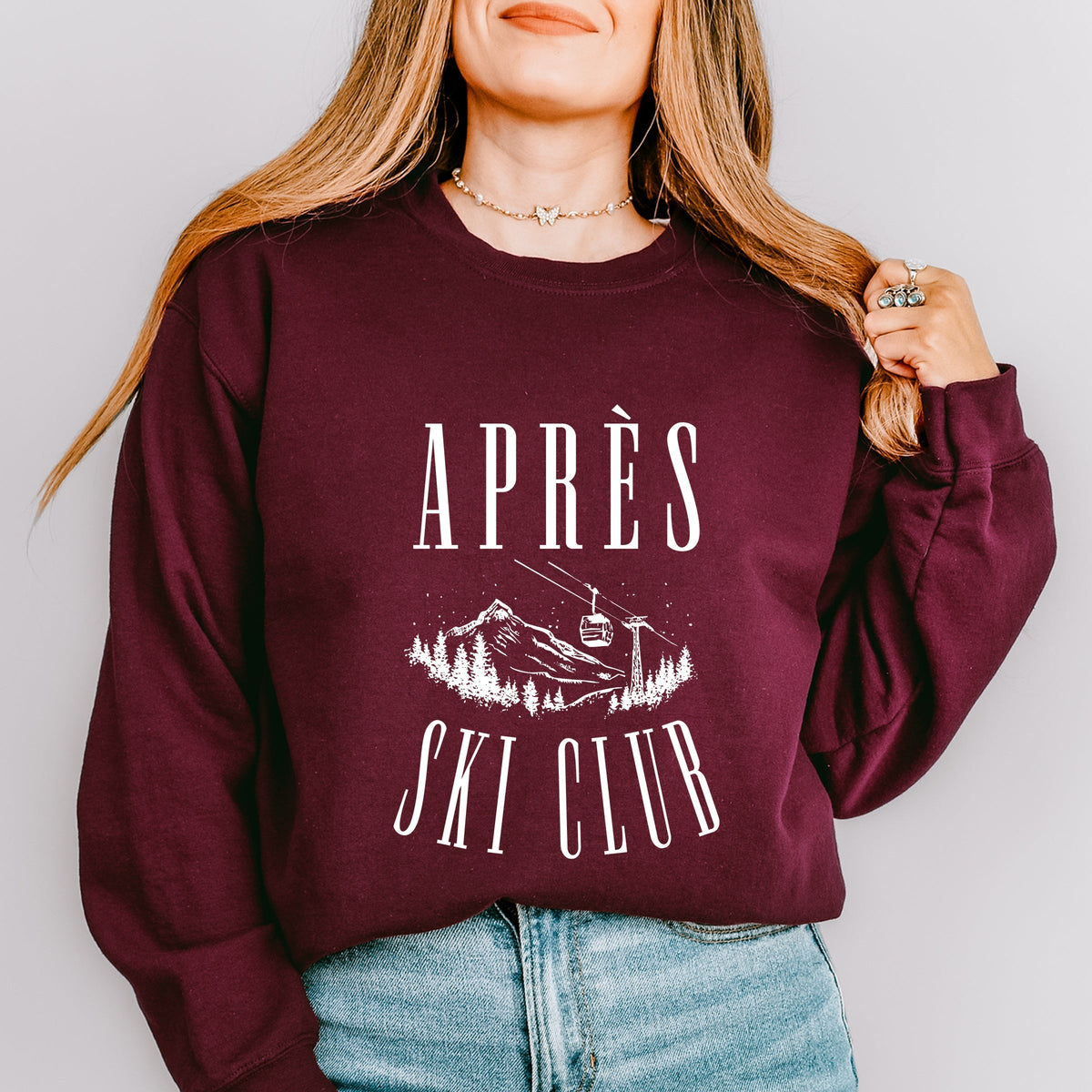 Aprés Ski Lift Outline - Women's Graphic Sweatshirt