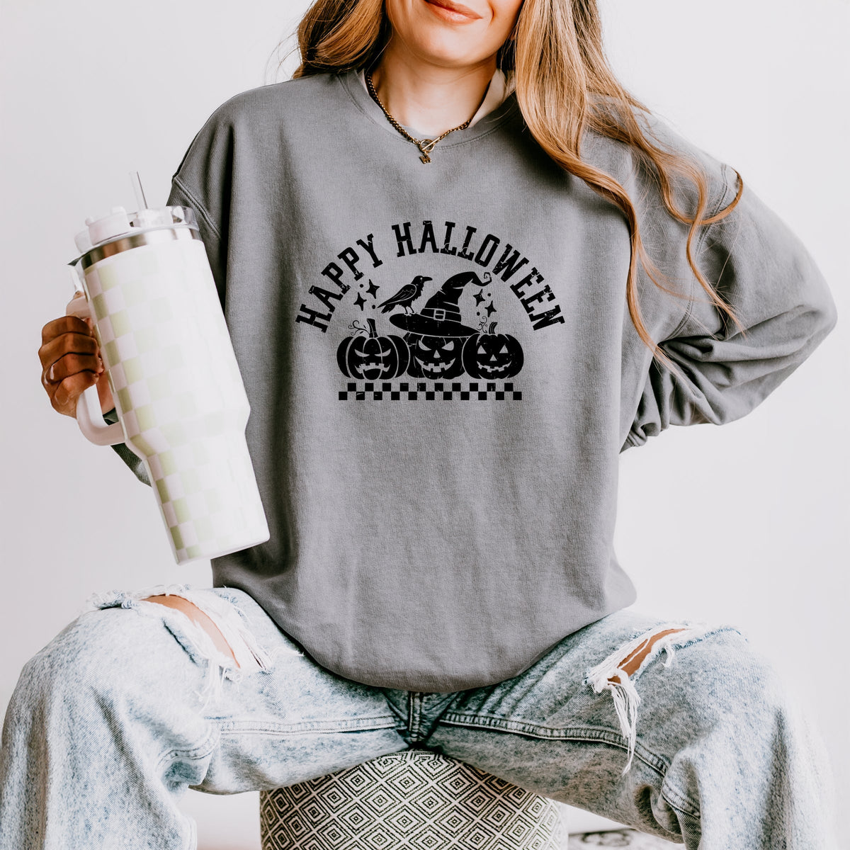 Happy Halloween Arch Distressed - Women's Lightweight Garment Dyed Sweatshirt
