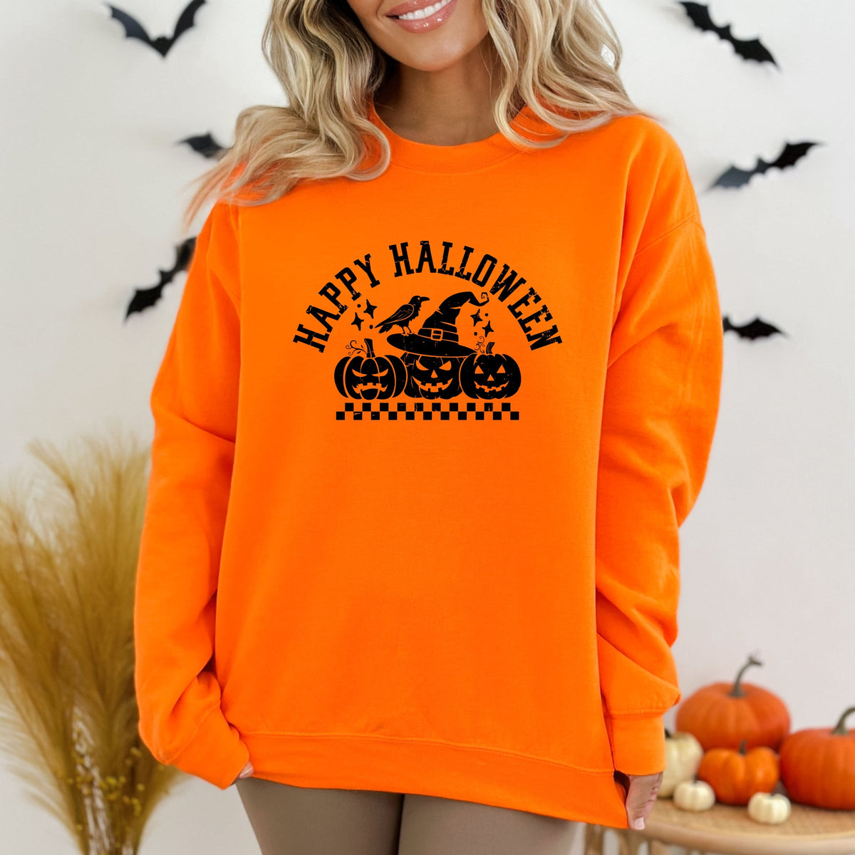 Happy Halloween Arch Distressed - Women's Graphic Sweatshirt