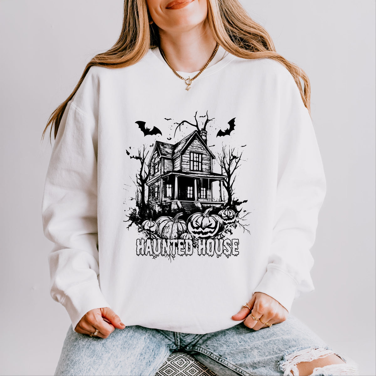 Haunted House Pumpkins And Bats - Lightweight Garment Dyed Sweatshirt