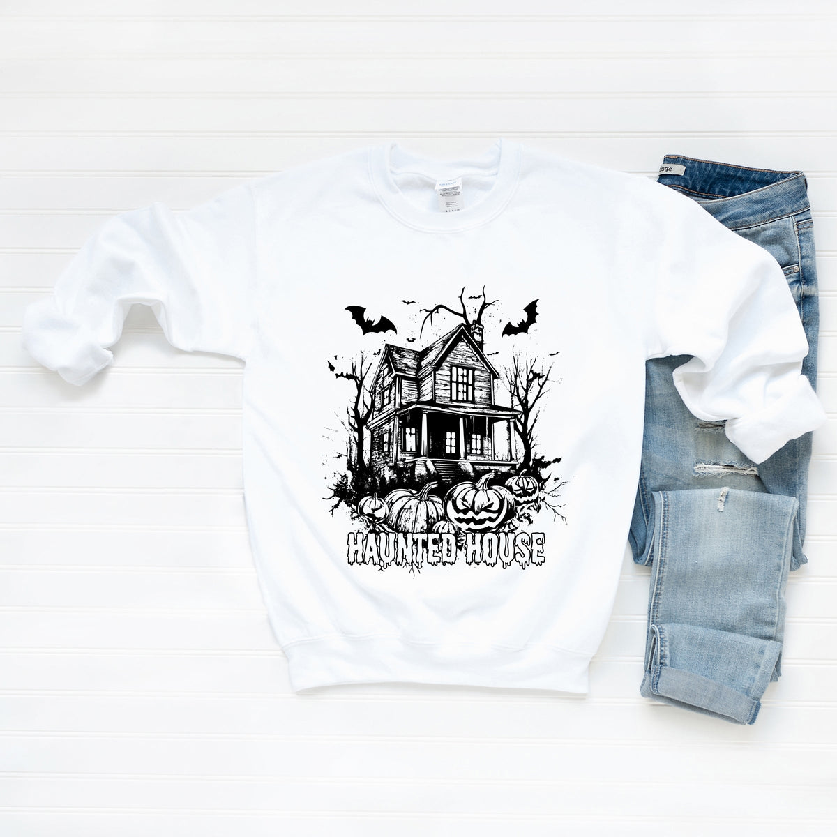 Haunted House Pumpkins And Bats - Sweatshirt