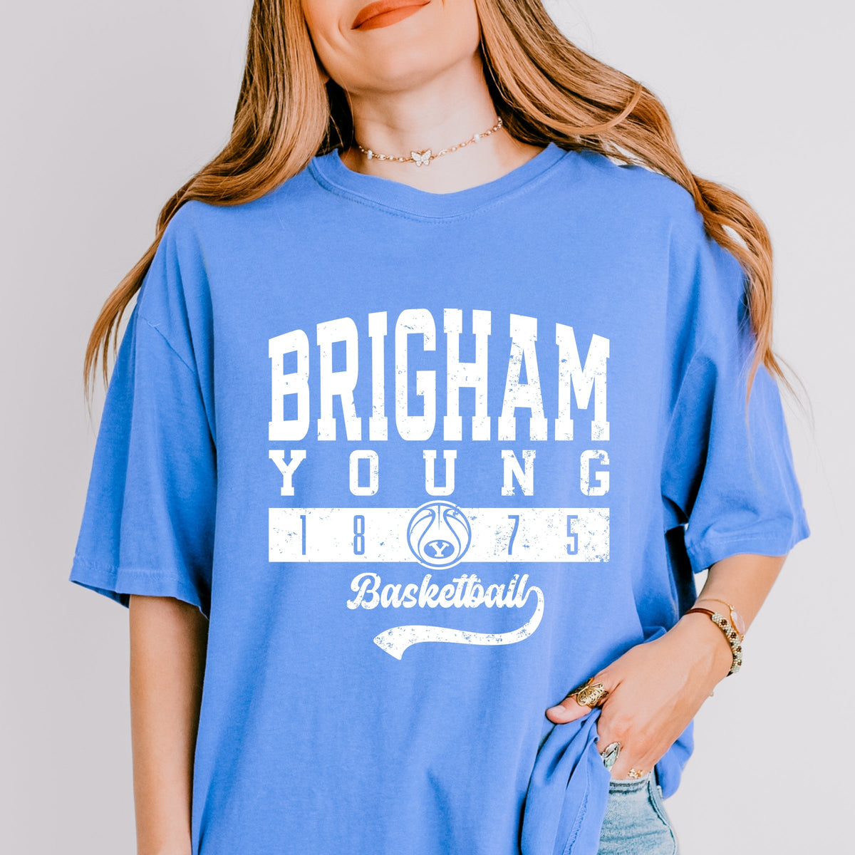 Brigham Young Basketball Arch Solid - Women's Garment Dyed Graphic T-Shirt