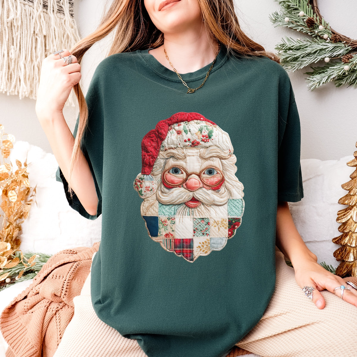 Santa Face Patchwork Print - Women's Garment Dyed Tee