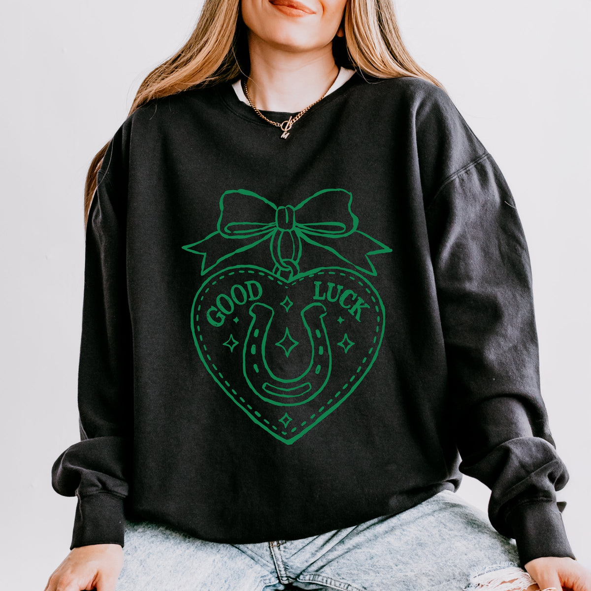 Good Luck Charm Outline - Women's Lightweight Garment Dyed Sweatshirt