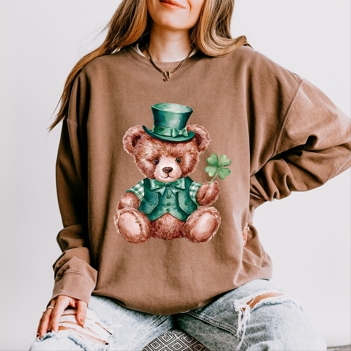St. Patrick's Bear Clover - Women's Lightweight Garment Dyed Sweatshirt