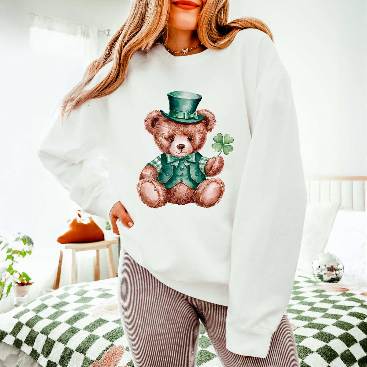 St. Patrick's Bear Clover - Women's Lightweight Garment Dyed Sweatshirt