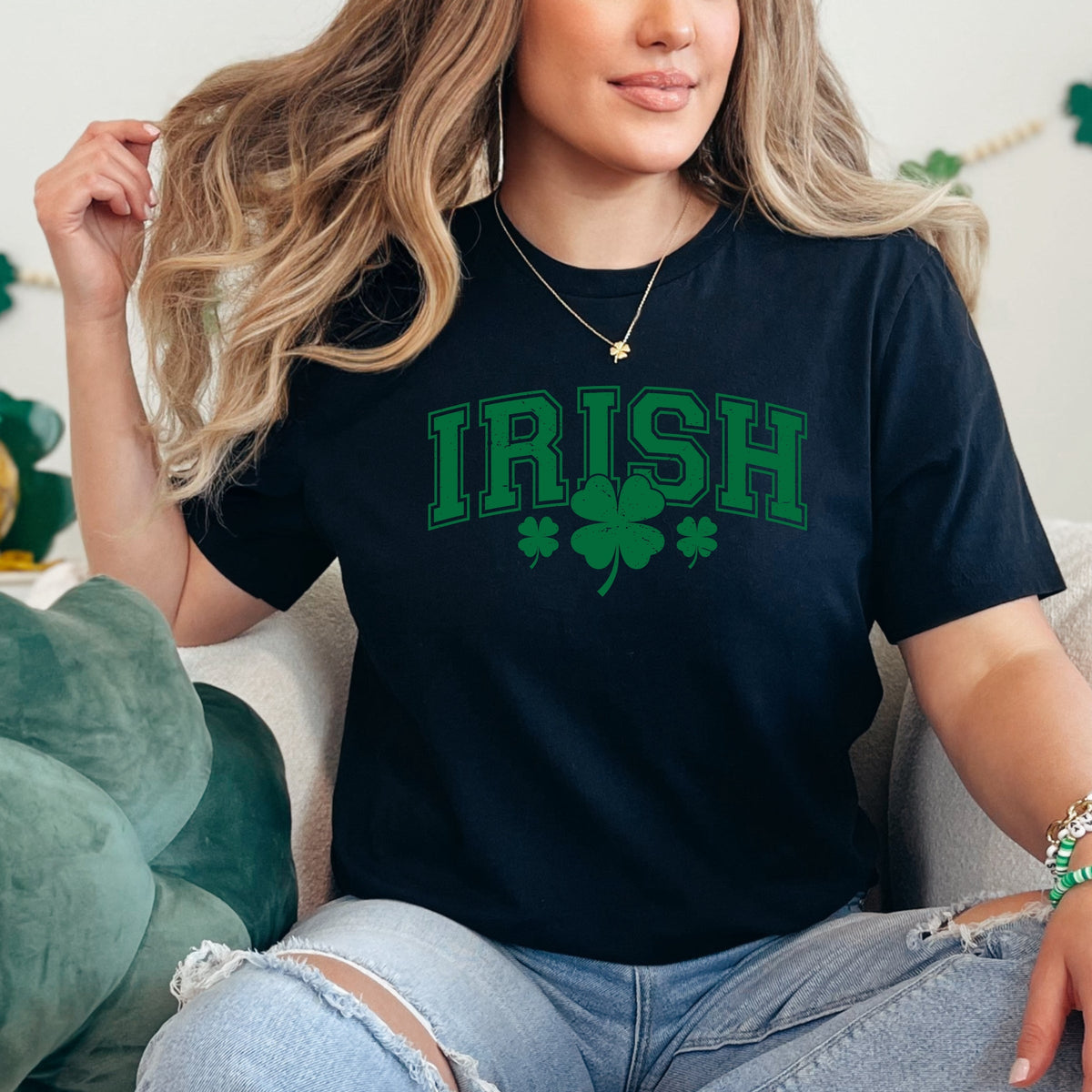 Irish Varsity Outline Arched - Women's Short Sleeve Graphic T-Shirt