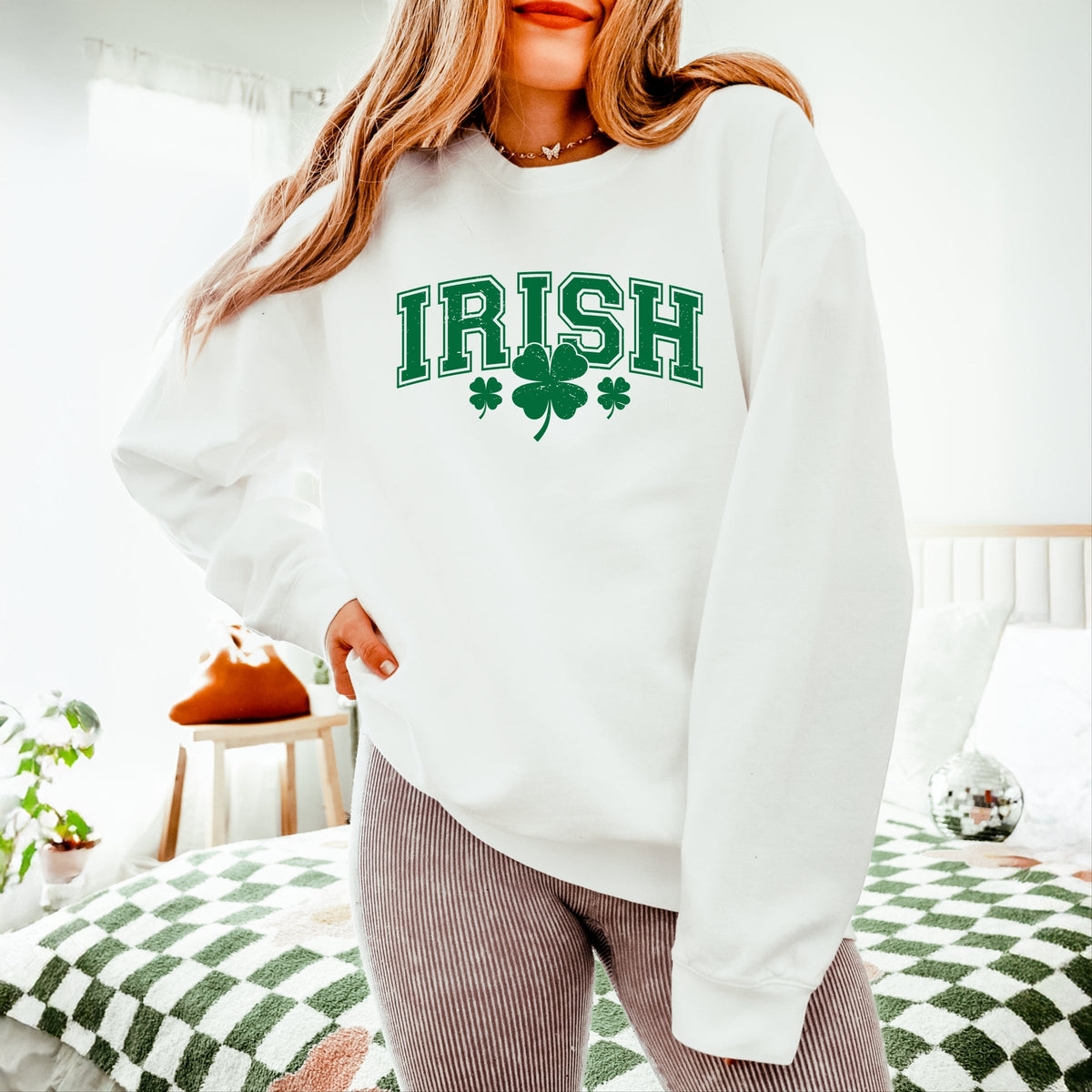 Irish Varsity Outline Arched - Women's Lightweight Garment Dyed Sweatshirt