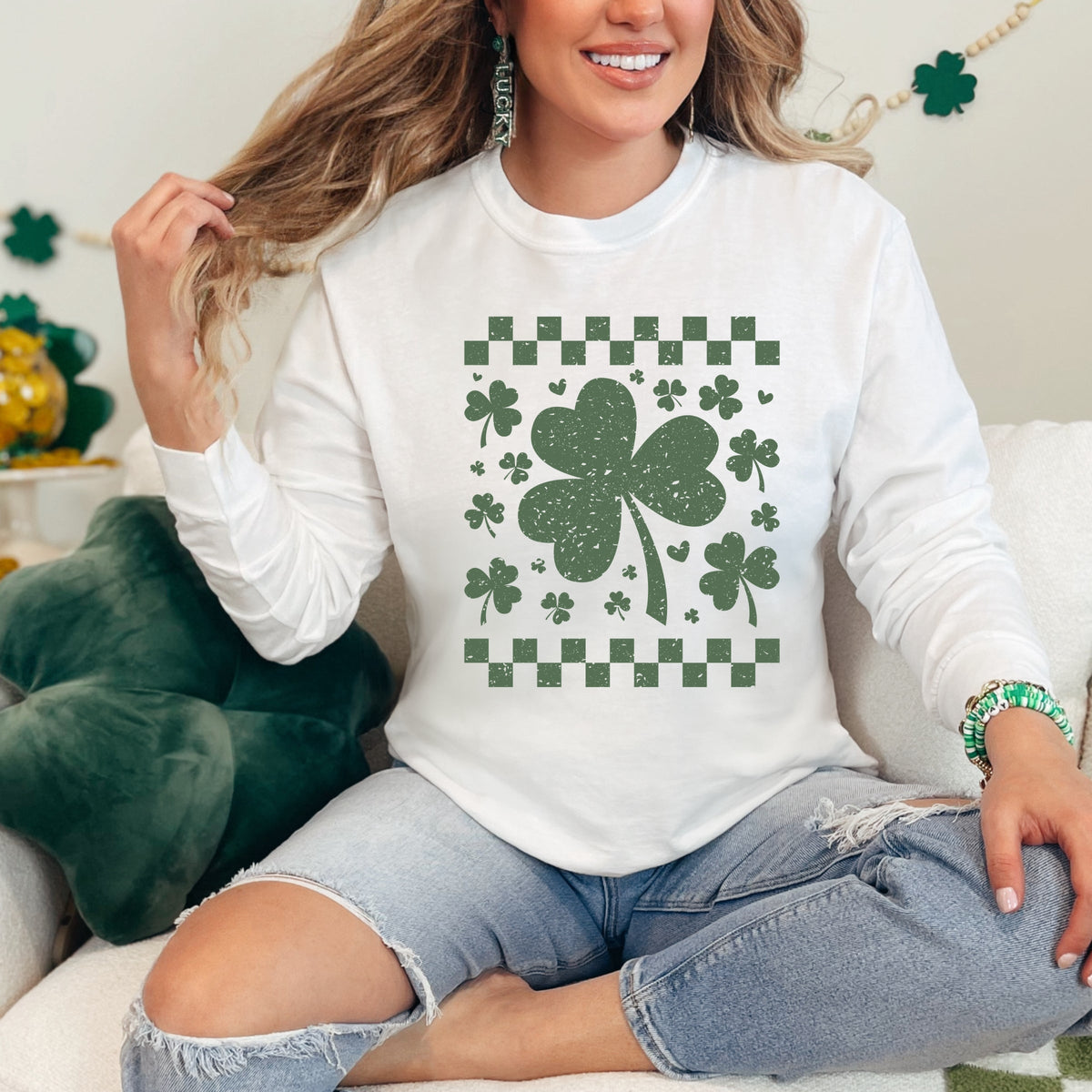 Clovers Checkered Distressed - Women's Garment Dyed Long Sleeve Graphic T-Shirt