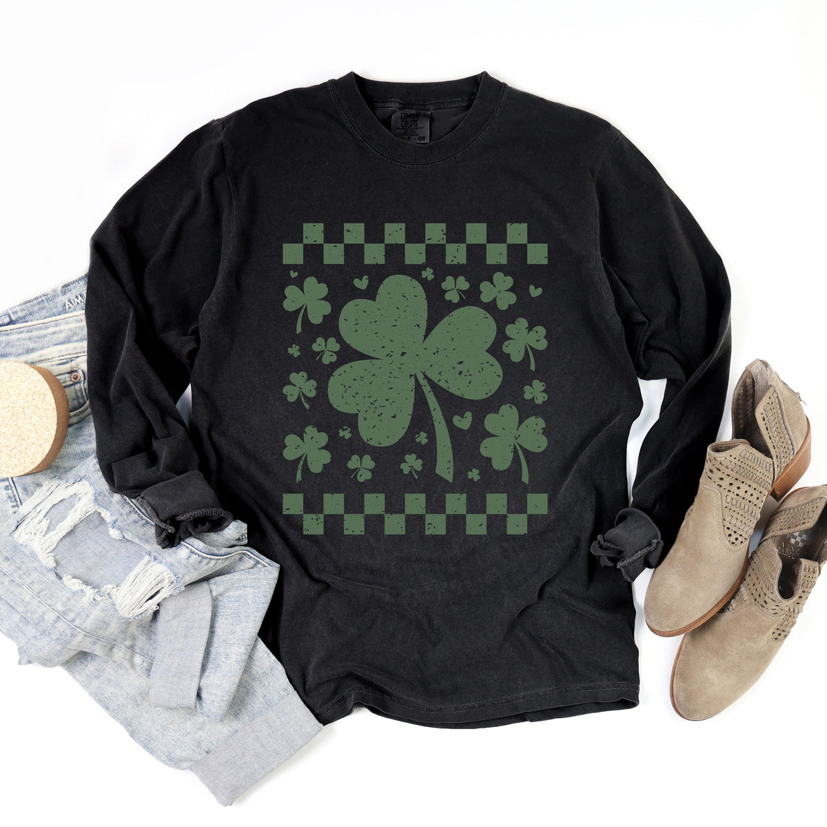 Clovers Checkered Distressed - Women's Garment Dyed Long Sleeve Graphic T-Shirt
