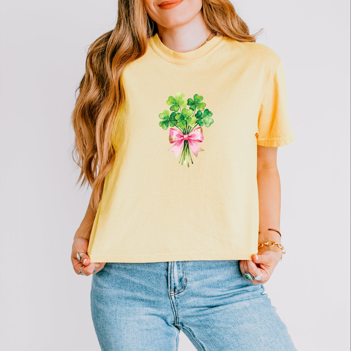Clover Watercolor Bouquet - Women's Boxy Crop Top Graphic T-Shirt