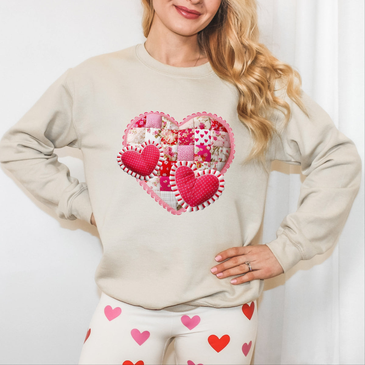 Hearts Patchwork Print - Women's Graphic Sweatshirt