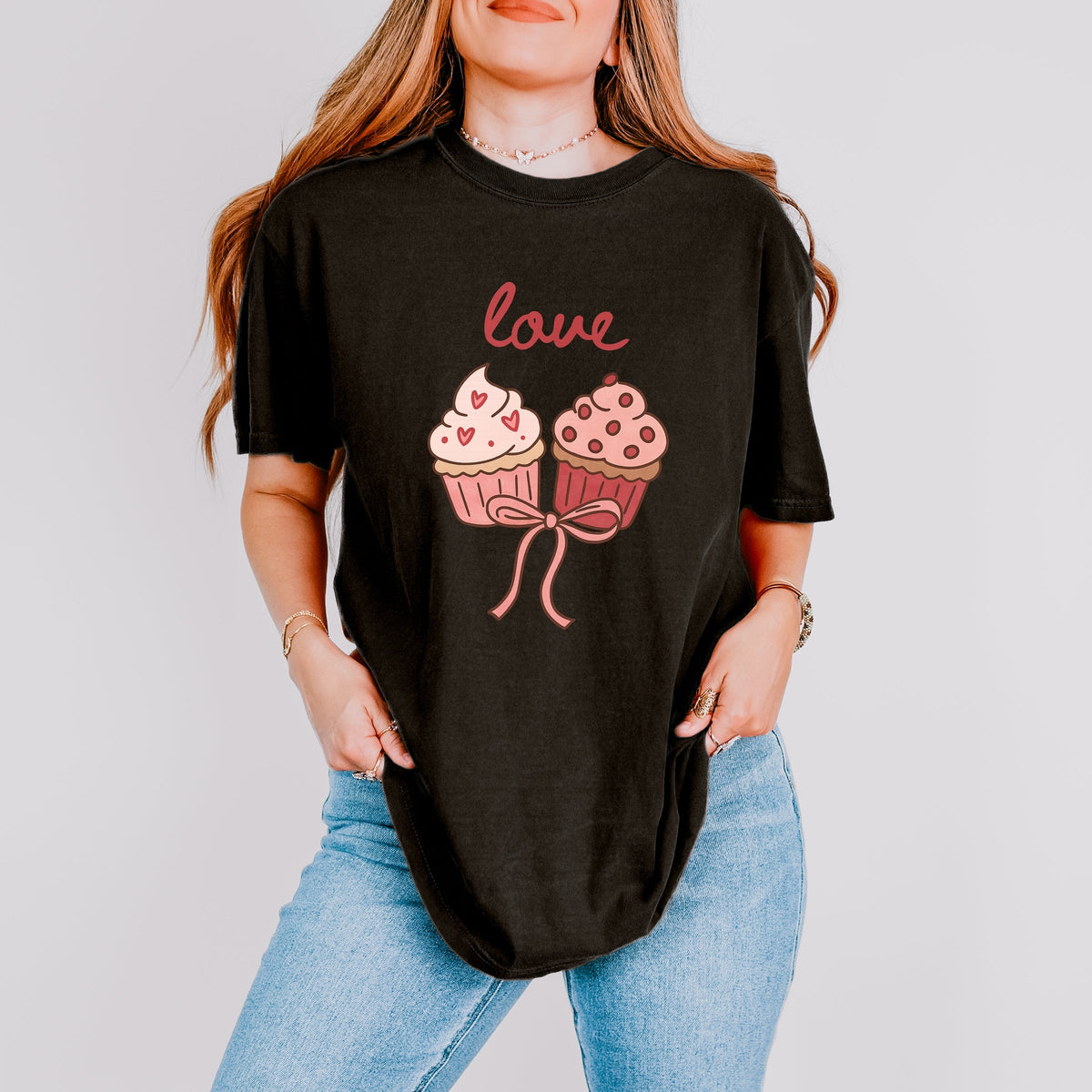 Love Cursive Cupcakes Coquette - Women's Garment Dyed Graphic T-Shirt