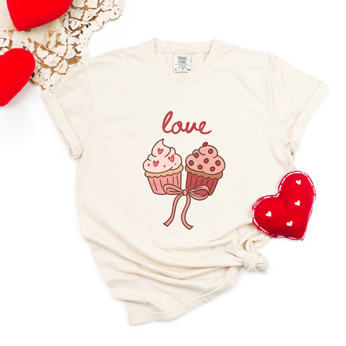 Love Cursive Cupcakes Coquette - Women's Garment Dyed Graphic T-Shirt