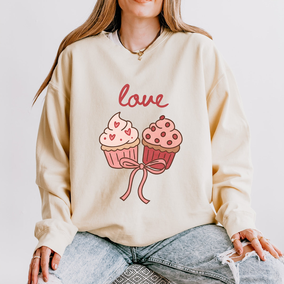 Love Cursive Cupcakes Coquette - Women's Lightweight Garment Dyed Sweatshirt