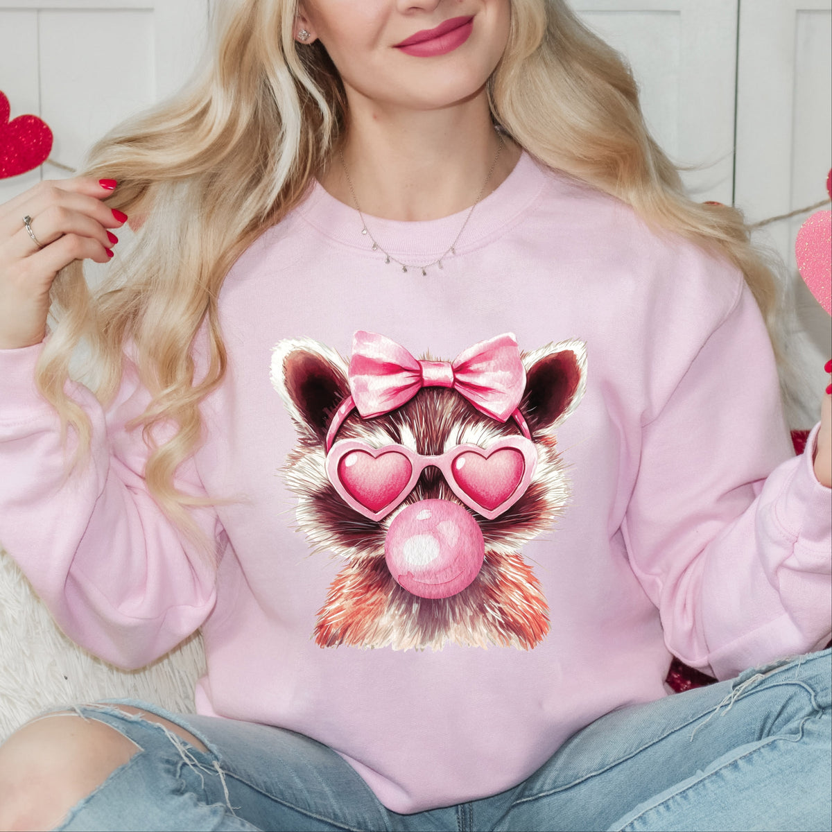 Valentine Raccoon With Bubblegum - Women's Graphic Sweatshirt