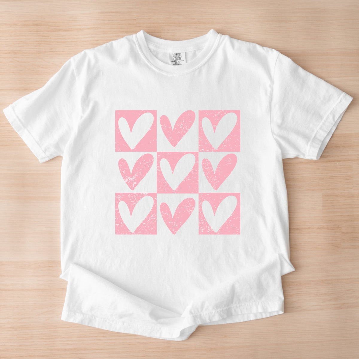 Pink Heart Checkered Chart - Women's Garment Dyed Graphic T-Shirt