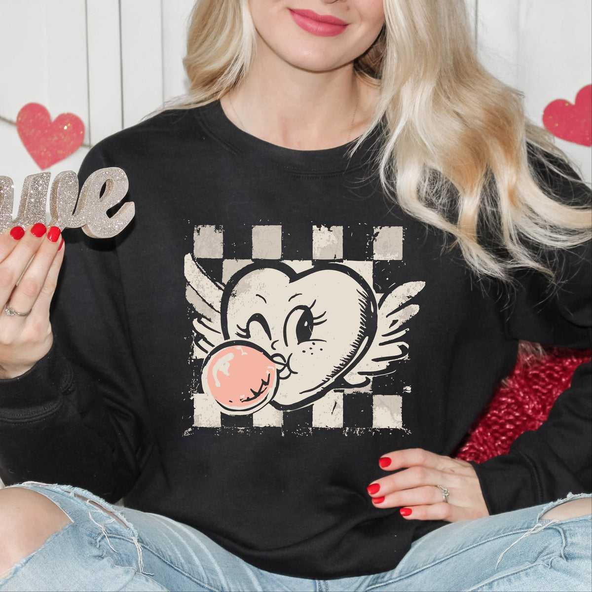 Heart Bubblegum Checkered - Women's Graphic Sweatshirt